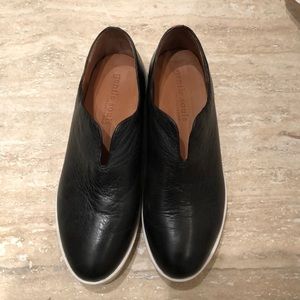 gentle souls by kenneth cole hanna